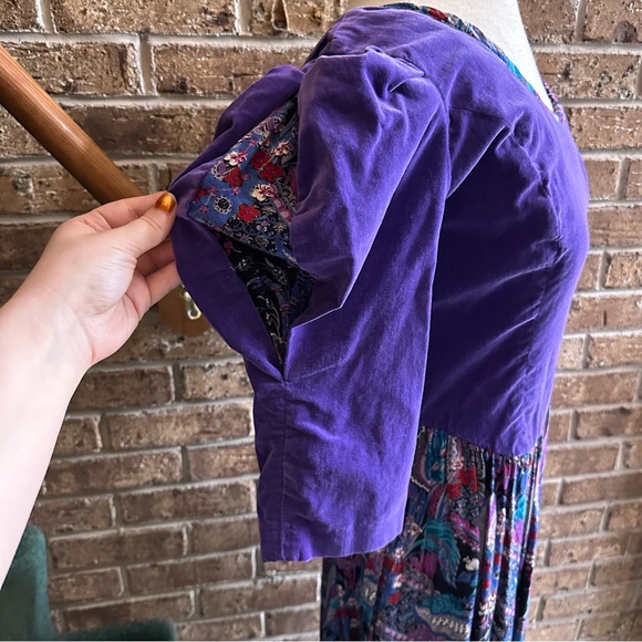 VTG 80s Retro Purple Velour Velvet Puff Sleeve Floral Paisley Cottagecore Dress - Picture 3 of 10